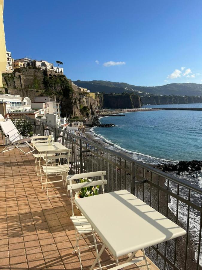 Residenza Mare Di Sotto Sorrento Villa Meta Luaran gambar