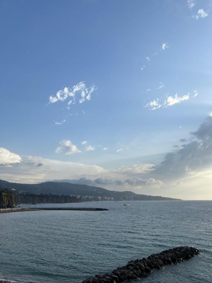 Residenza Mare Di Sotto Sorrento Villa Meta Luaran gambar